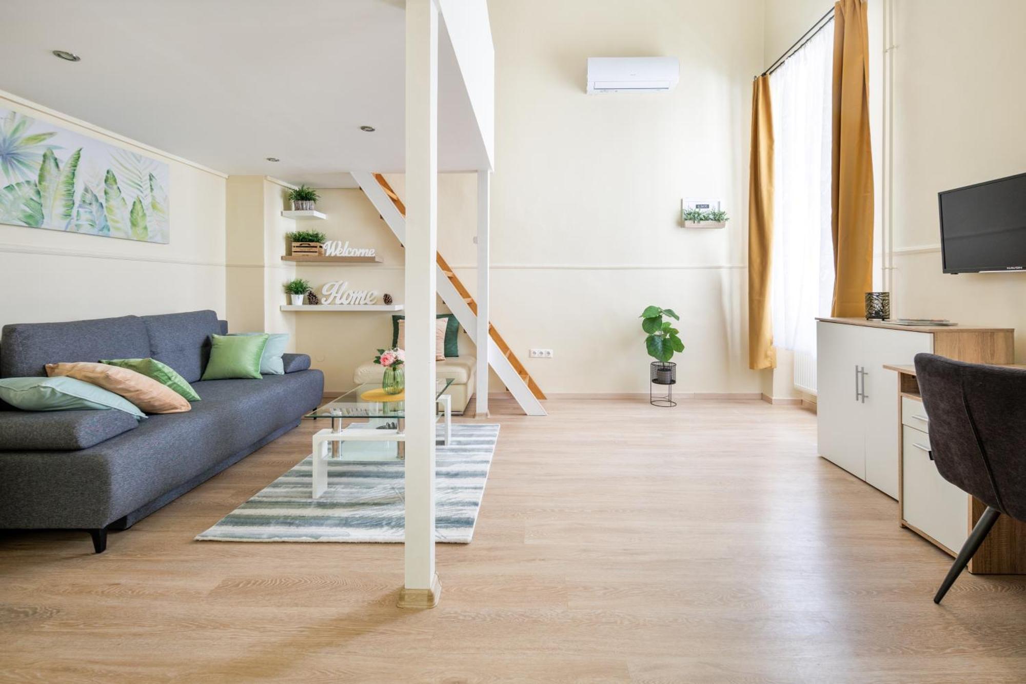 Simply The Best Location Budapest Ngoại thất bức ảnh